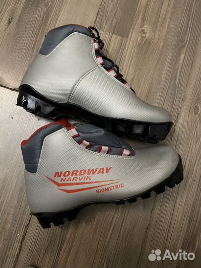 Лыжные ботинки детские 35