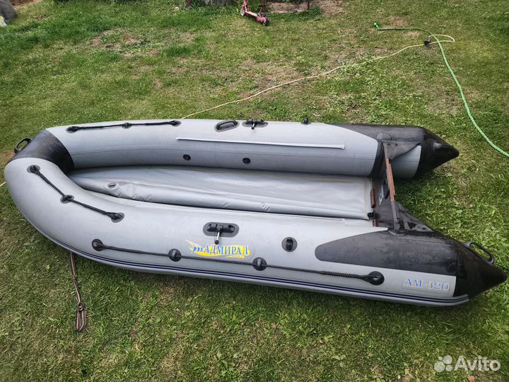 Лодка Адмирал