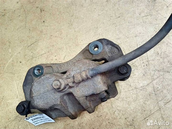 Суппорт тормозной передний левый Hyundai Santa Fe