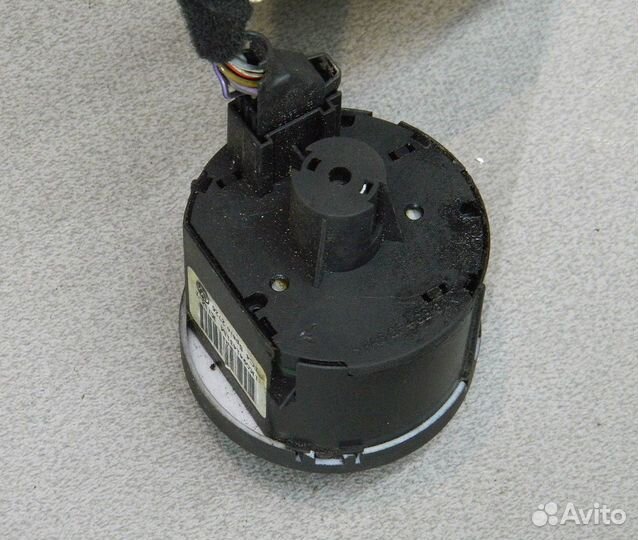 Блок управления светом VW Jetta 5 (дефект)