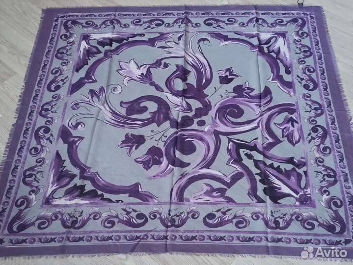 Платок Батист 105/105 Dolce Gabbana фиолетовый 7цв