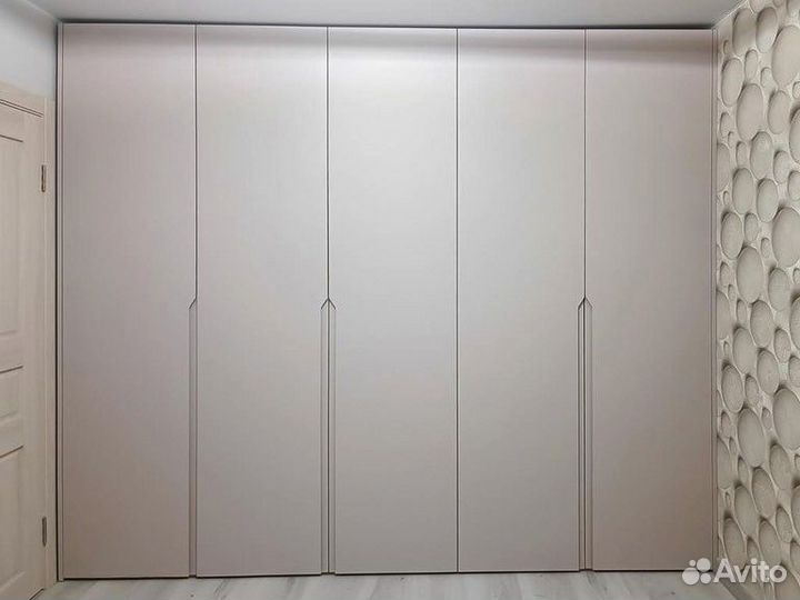 Шкаф распашной на заказ бесплатный замер