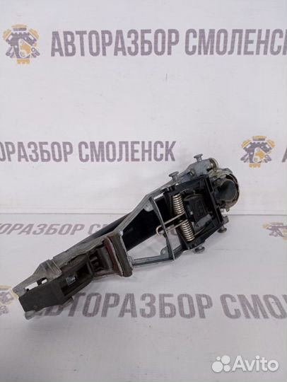 Ручка двери задней наружная правая Volkswagen Golf