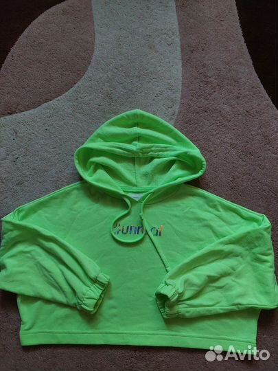 Кофта для девочки укороченная