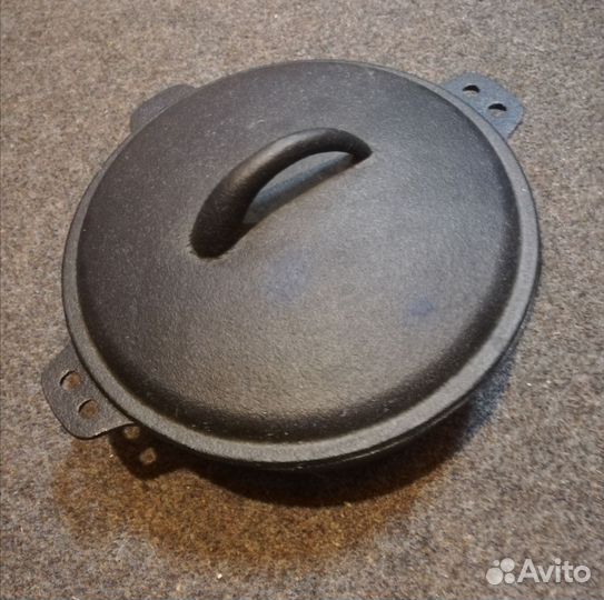 Кастрюля чугунная. 2 литра