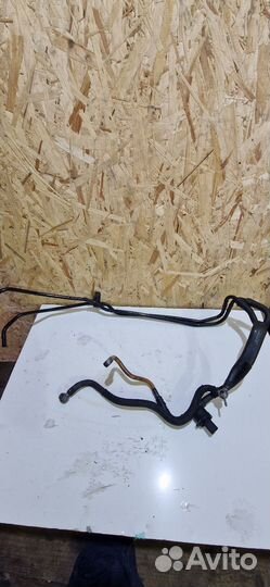 Топливная трубка Audi Q7 4L 3.0 TDI BUG (б/у)