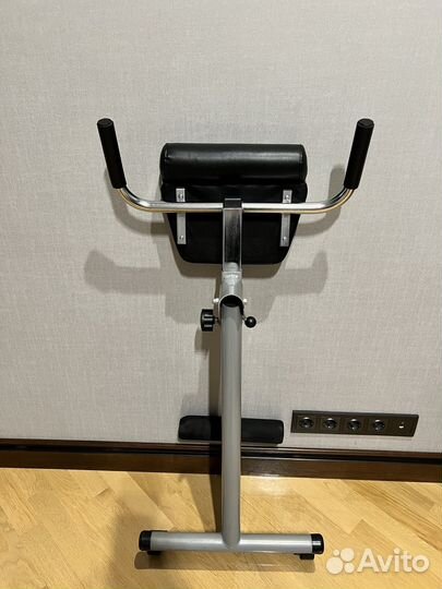 Тренажер Axos для гиперэкстензии