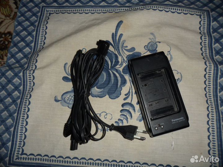 Переносная аналоговая видео камера