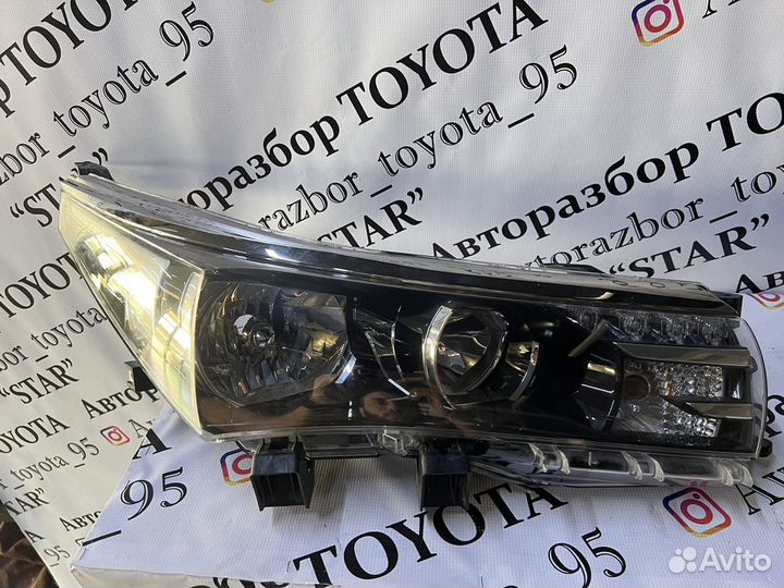 Фара правая Toyota Corolla E180 оригинал