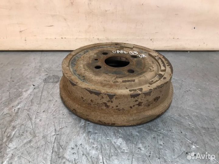 Тормозной барабан задний правый Opel Astra G Z16XE