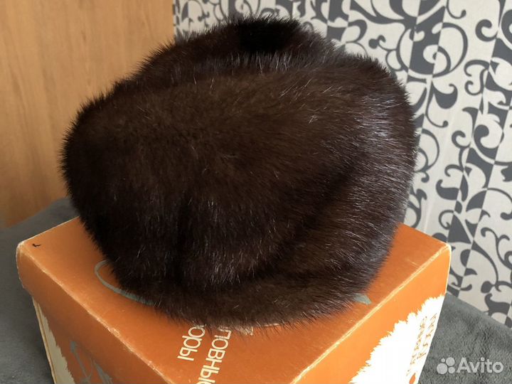Шапка Норковая новая р.56