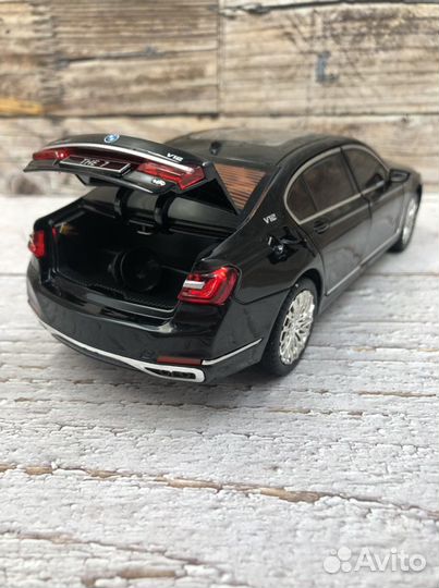 Модель автомобиля bmw 7 series