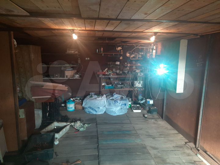 Гараж