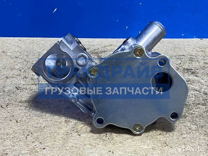 Насос водяной Thermo King SL/SLX (двигатель yanmar TK 4.86V) со штуцерами обратки