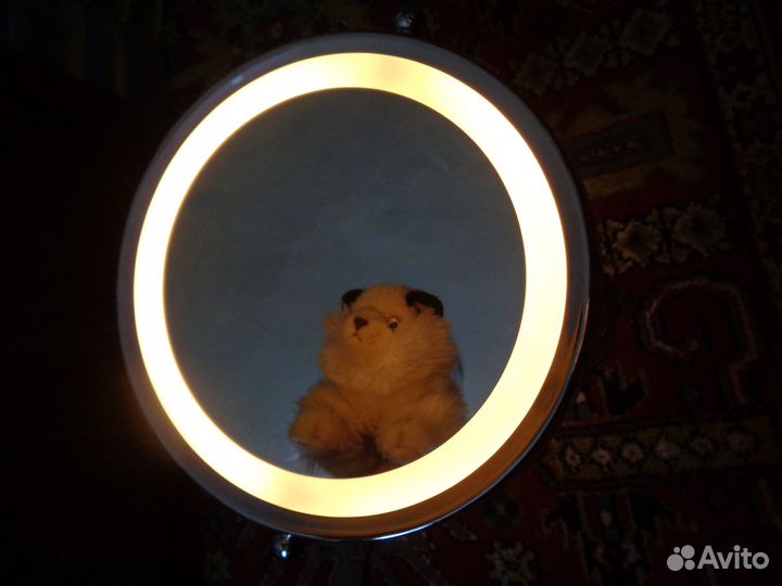 Зеркало Babyliss с подсветкой настольное 8х/1х