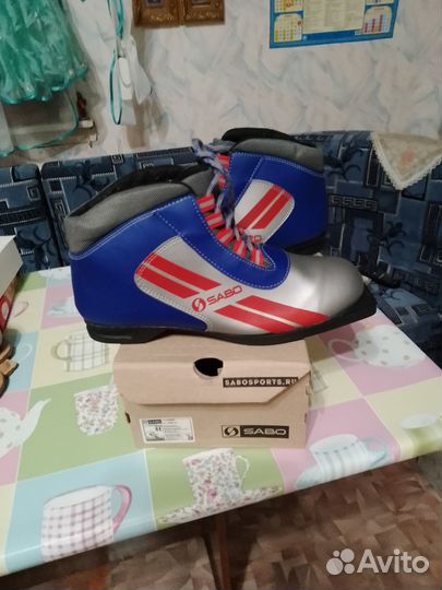 Лыжные ботинки новые