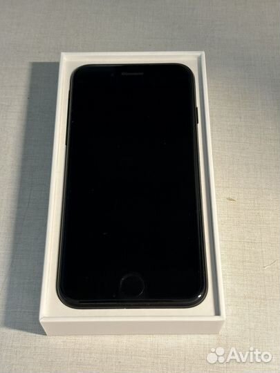 iPhone SE (2022), 128 ГБ