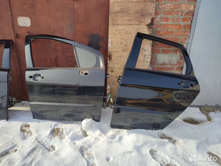 Peugeot 308 SW двери