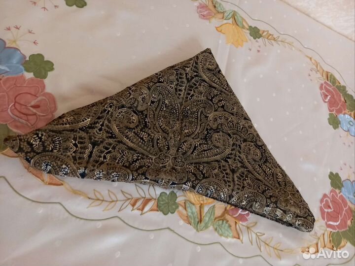Шелковый платок новый