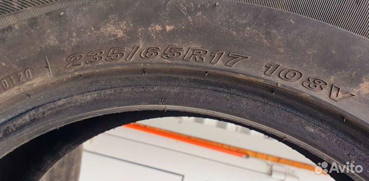 Nexen N'Fera RU1 SUV 235/65 R17 108V