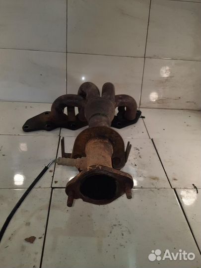 Коллектор выпускной Ford Mondeo 3 2000-2007г