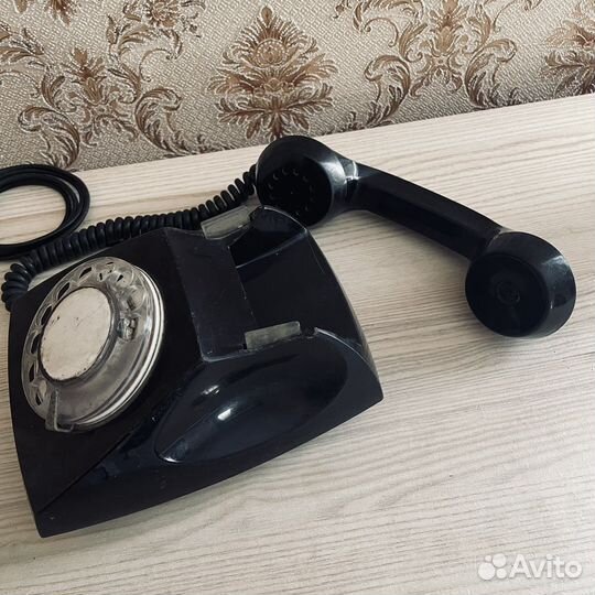 Старый телефон СССР
