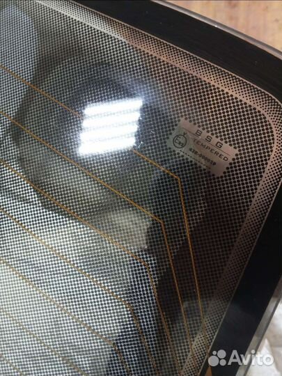 Заднее стекло ваз 2105-07