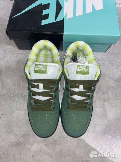 Nike SB Dunk Low Green Lobster