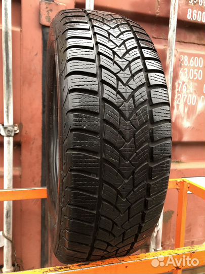 Esa-Tecar Super Grip 9 HP 205/60 R16