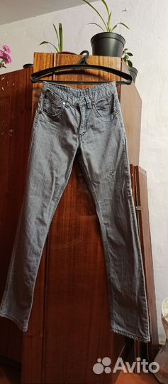 Джинсы клеш
