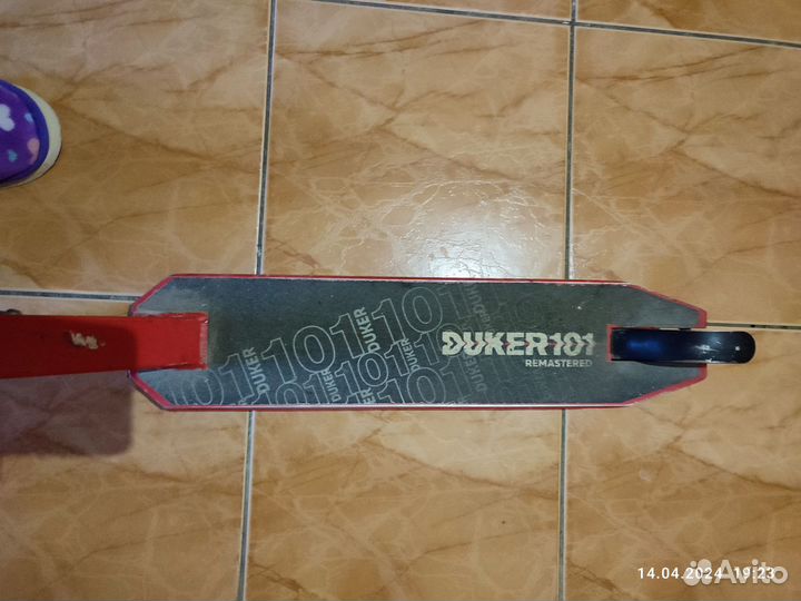 Трюковой самокат Duker101