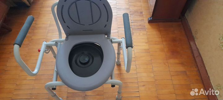 Кресло туалет для инвалидов
