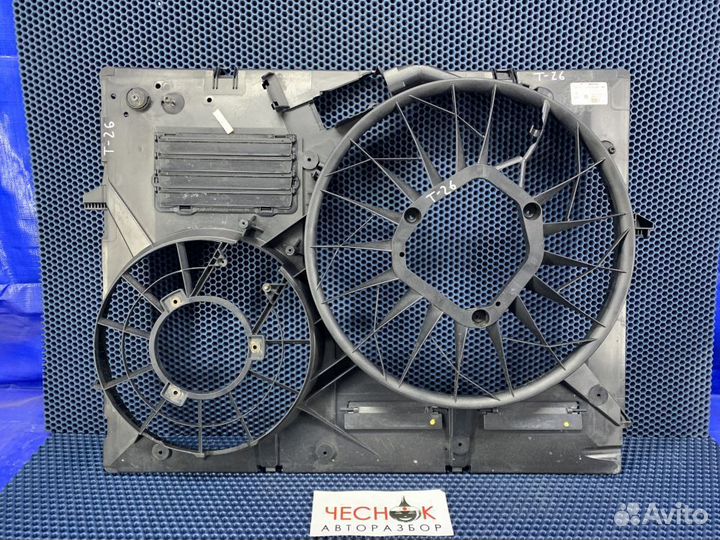 Диффузор радиатора VW Touareg GP 2002-2010