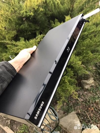 Blu ray плеер samsung