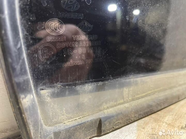 Стекло задней правой двери форточка Hyundai Accent