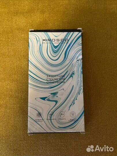 Защитное стекло на iPhone 12 про