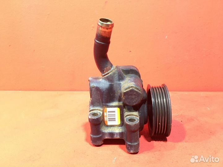 Насос гура для Ford Fusion fyjb, 1.6 Zetec (Б/У)