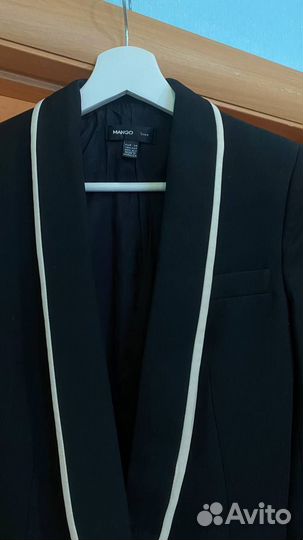 Пиджак женский Mango