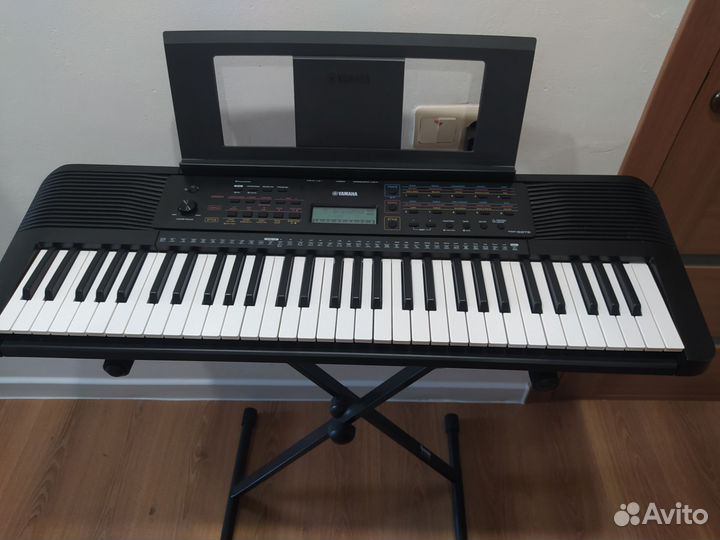 Синтезатор Yamaha PSR E 273