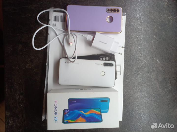 HONOR 20s, 6/128 ГБ