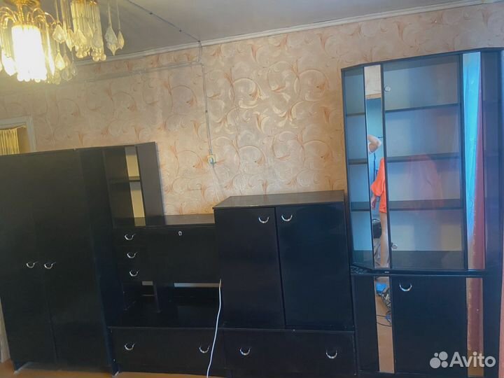 Стенка в гостиную