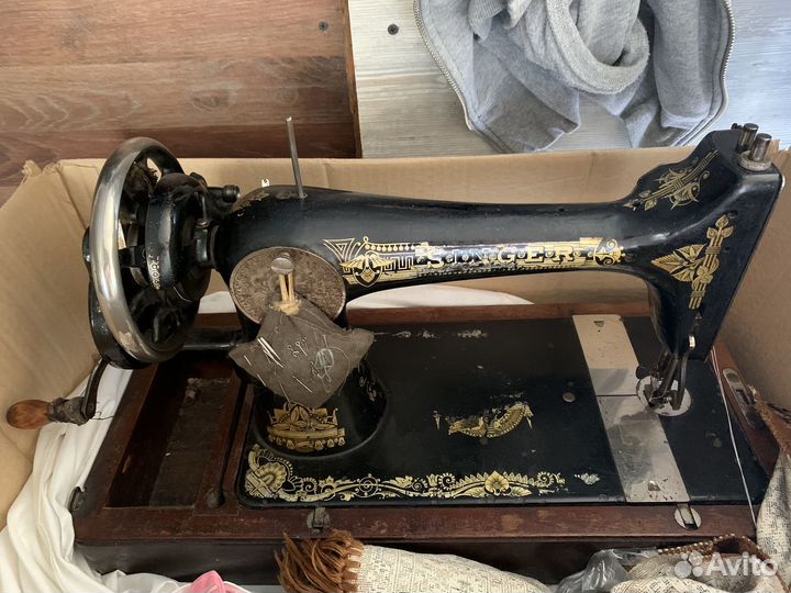 Швейная машинка зингер ручная