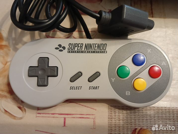 Игровая приставка Super Nintendo