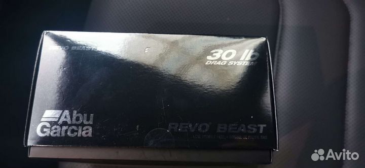 Катушка Abu Garcia Revo4 Beast 40 (праворукая)