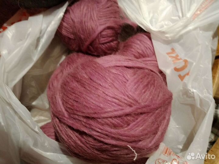Пряжа и ровница-пряжа для вязания. Шерсть