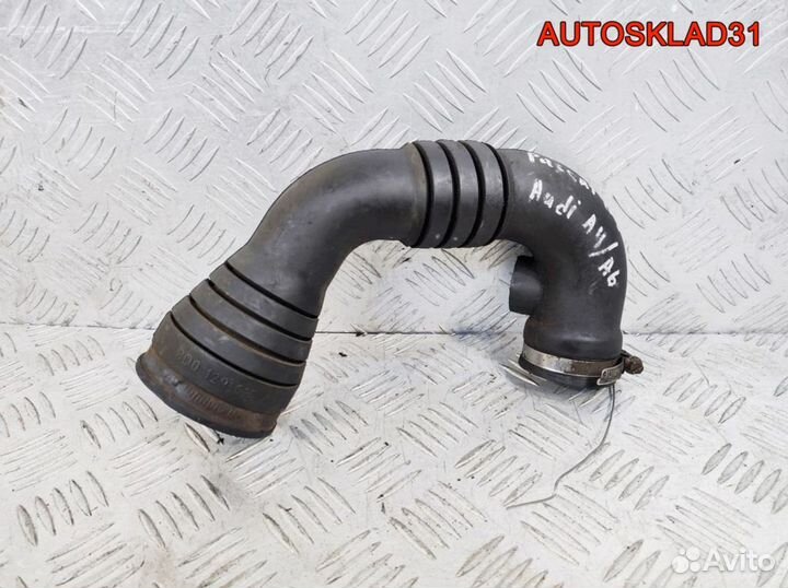 Патрубок турбины воздушный Audi A6 C5 8D0129615A