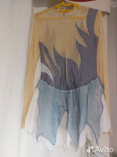 Костюм для фигурного катания