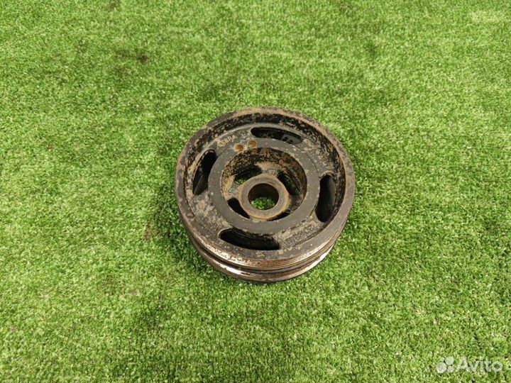 Шкив коленвала Ford Focus 2 хэтчбек 1.6 duratec