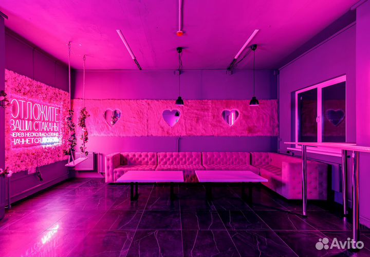 Аренда лофта с пилоном