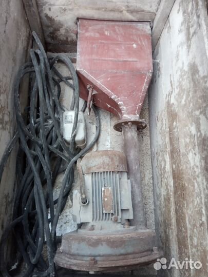 Мельница для зерна